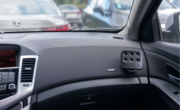 TEQOYA NOMAD – Ioniseur et purificateur d’air voiture – Image 2