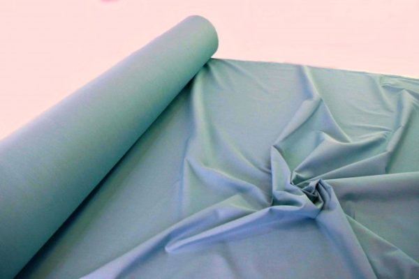 Tissu au mètre fil d'acier in­oxy­dable bleu clair Prix par 1m - min. 1m lar­geur du rou­leau 145cm 37dB à 3.5GHz